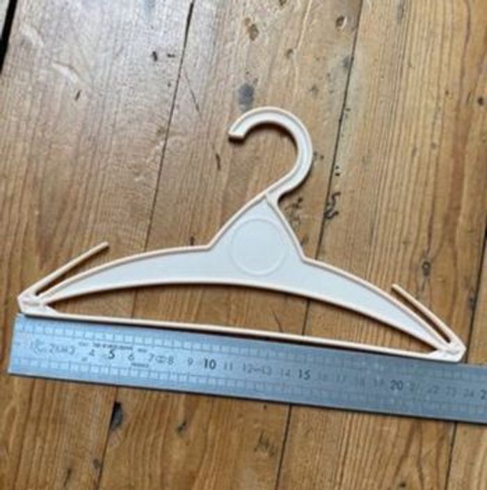 11 cintres enfants abricot - photo numéro 2