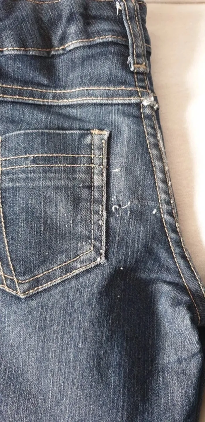 Lot 4 jeans 4 ans - photo numéro 2