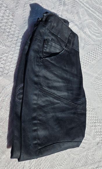 Jean garcon  8 ans noir brillant style usee 