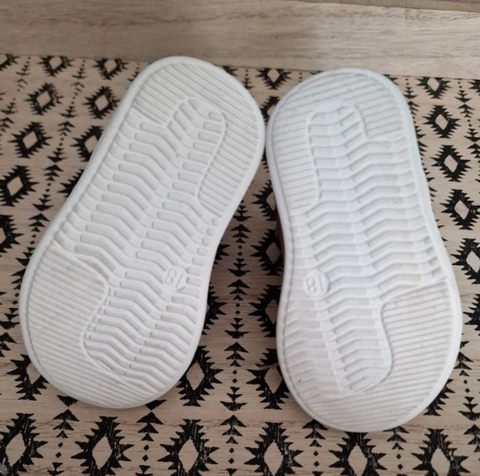 Chaussures bébé - photo numéro 2