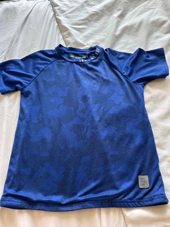 T-shirt taille 6 ans