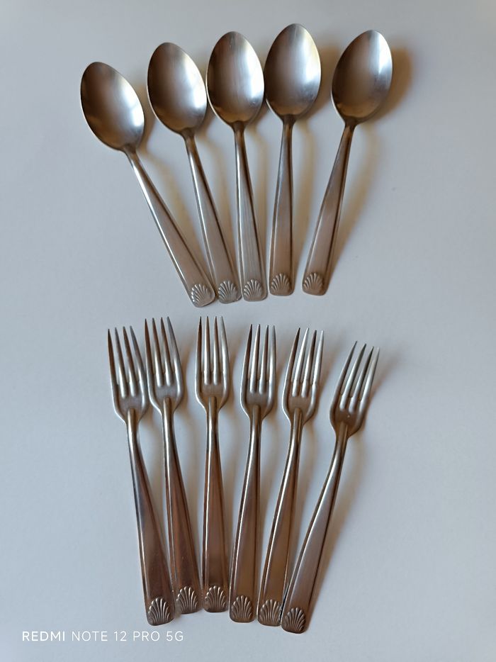 Fourchettes et cuillères inox x 11 - photo numéro 7