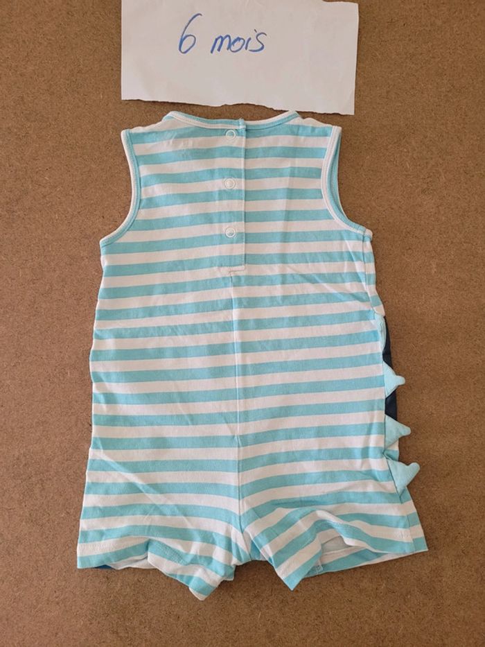 Combinaison short thème Mer requin 6mois in extenso - photo numéro 2