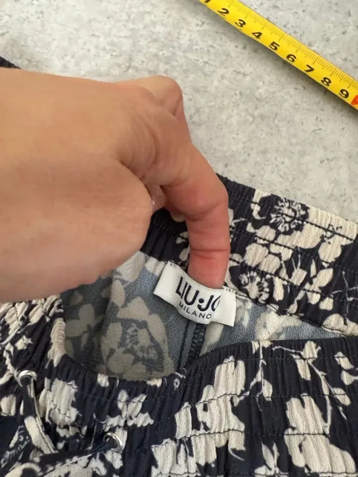 Pantalon été Liu Jo femme marine à fleurs taille 40 comme neuf - photo numéro 5