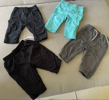 Lot de 4 pantalons. 