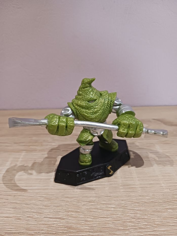 Figurine Skylanders Imaginators Steel-Plated Hood Sickle - photo numéro 2