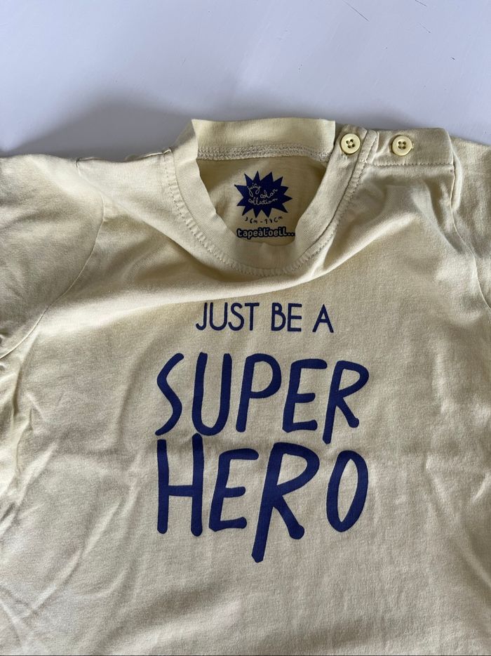 T-shirt jaune Super Hero 36 mois - photo numéro 2