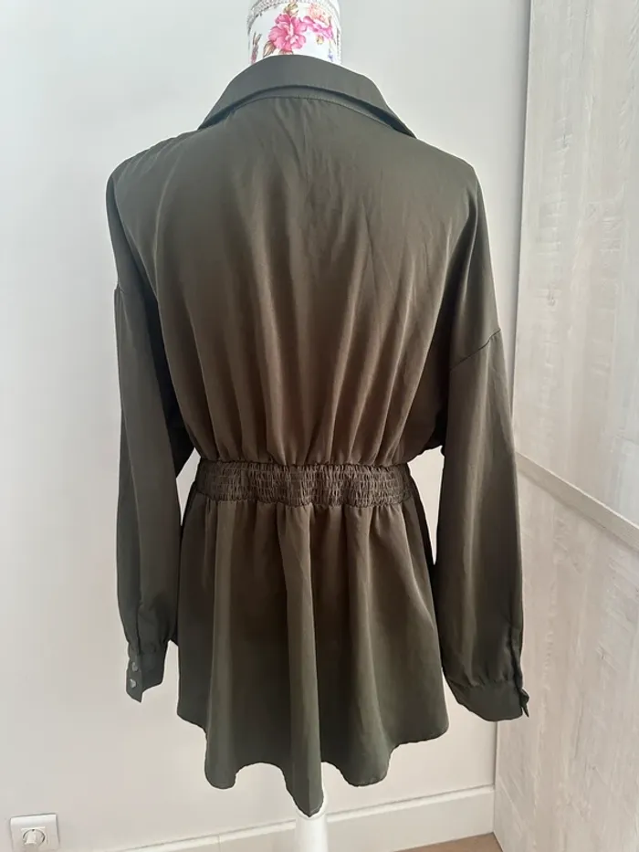 Chemise satinée kaki bouffante - photo numéro 3
