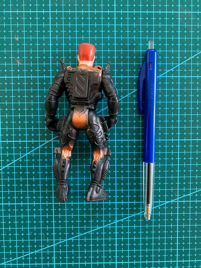Figurine Aliens - Space Marine Atax - Kenner Fox 1993 AVP vintage toys Hasbro 90s - photo numéro 2