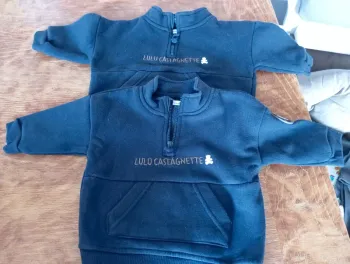 Pull taille 3 mois