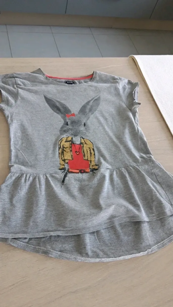 T-shirt taille 10 ans