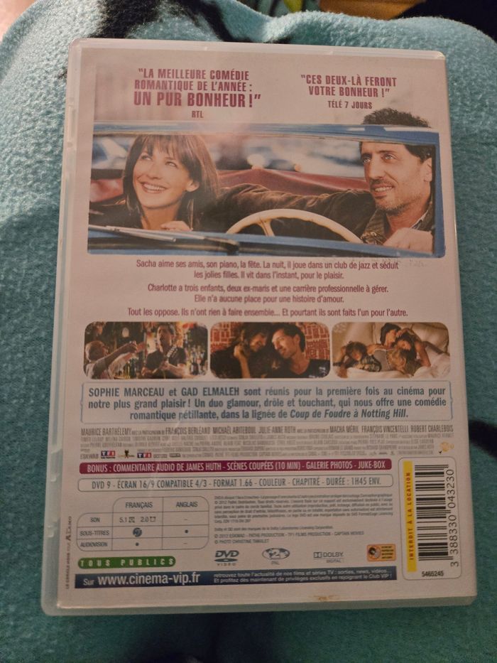 DVD un bonheur n'arrive jamais seul - photo numéro 2