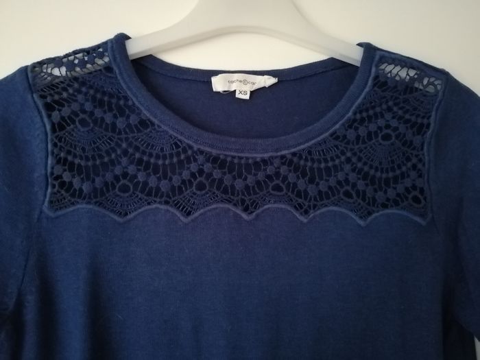 Pull fin manches 3/4 bleu foncé avec col en broderie Cache Cache taille XS - photo numéro 2