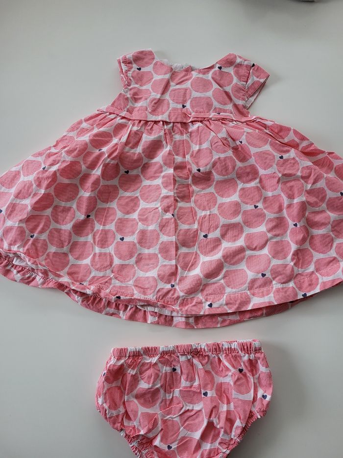 Lot de robe en 12 mois - photo numéro 3