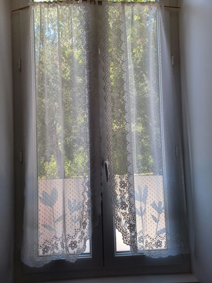 Paire de rideaux voilage blanc vintage