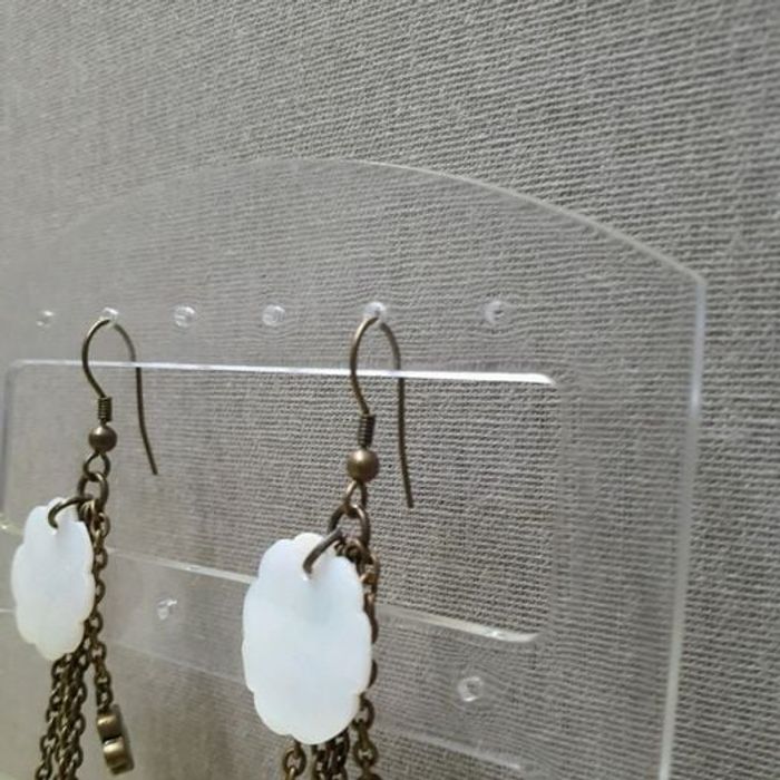 Boucles d'oreilles avec étoiles argenté et blanc - photo numéro 4