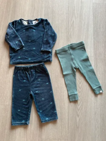 Lot pyjama 2 pièces + 1 legging 12 mois