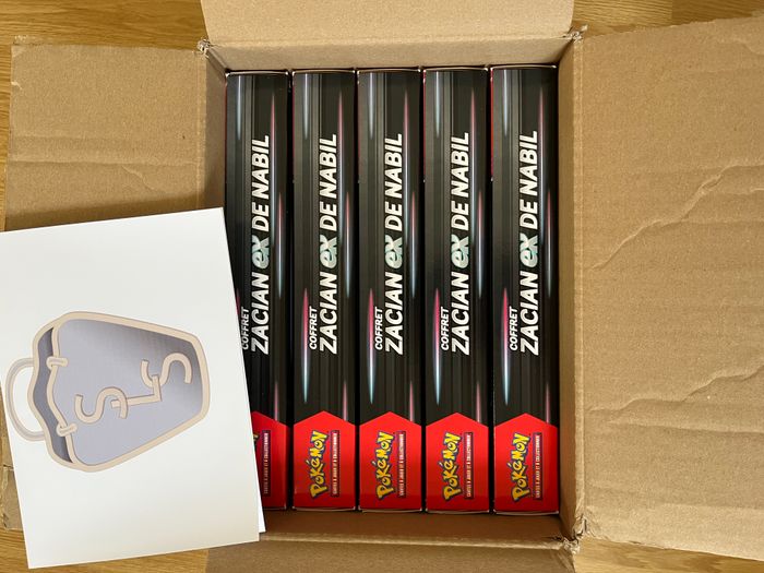 Lot de 5 Coffrets Pokémon, 4 boosters, Zacian-ex de Nabil, en français
