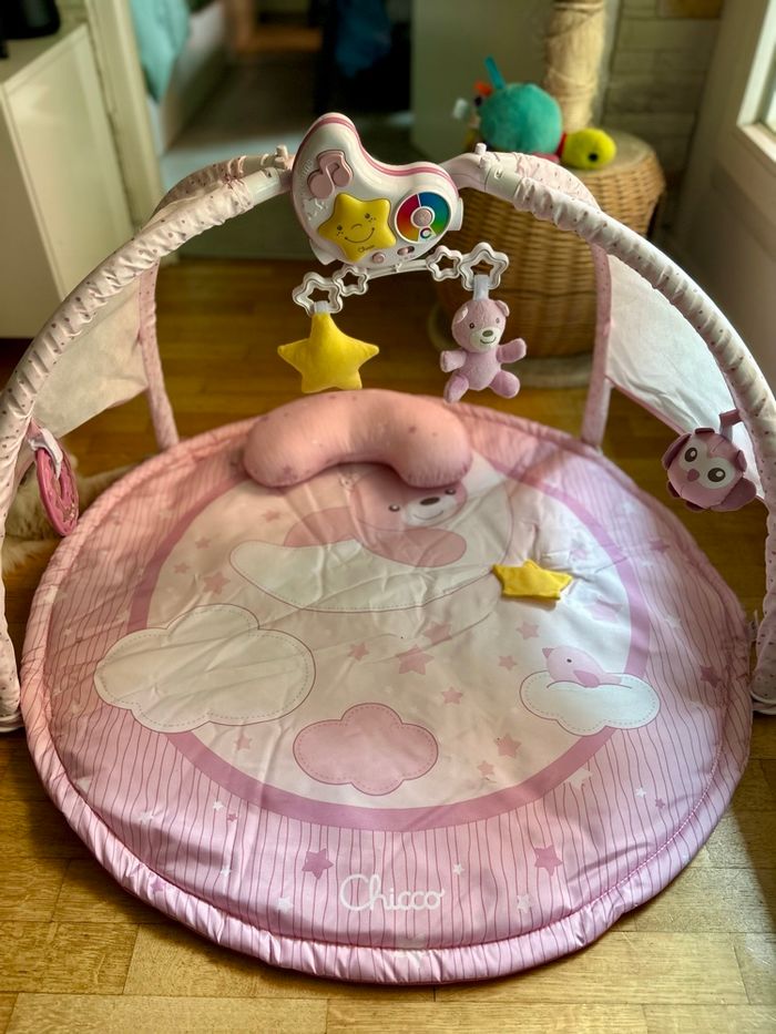 Tapis éveil chicco - neuf