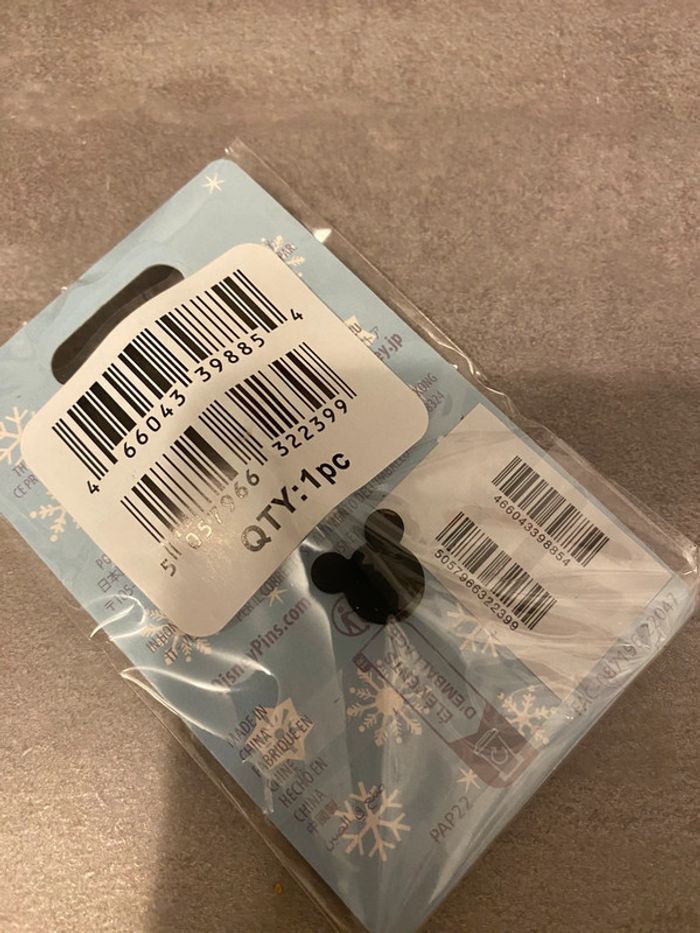 Pin's lego Disney belle et la bête - photo numéro 2