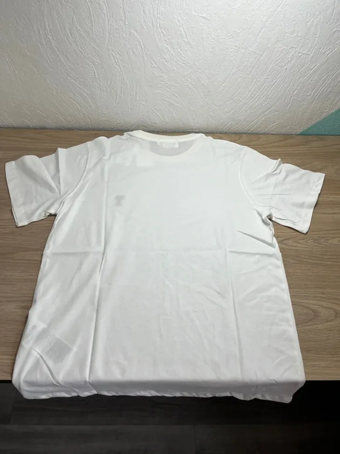 T-shirt Ami Paris - couleur blanc - taille M - photo numéro 10