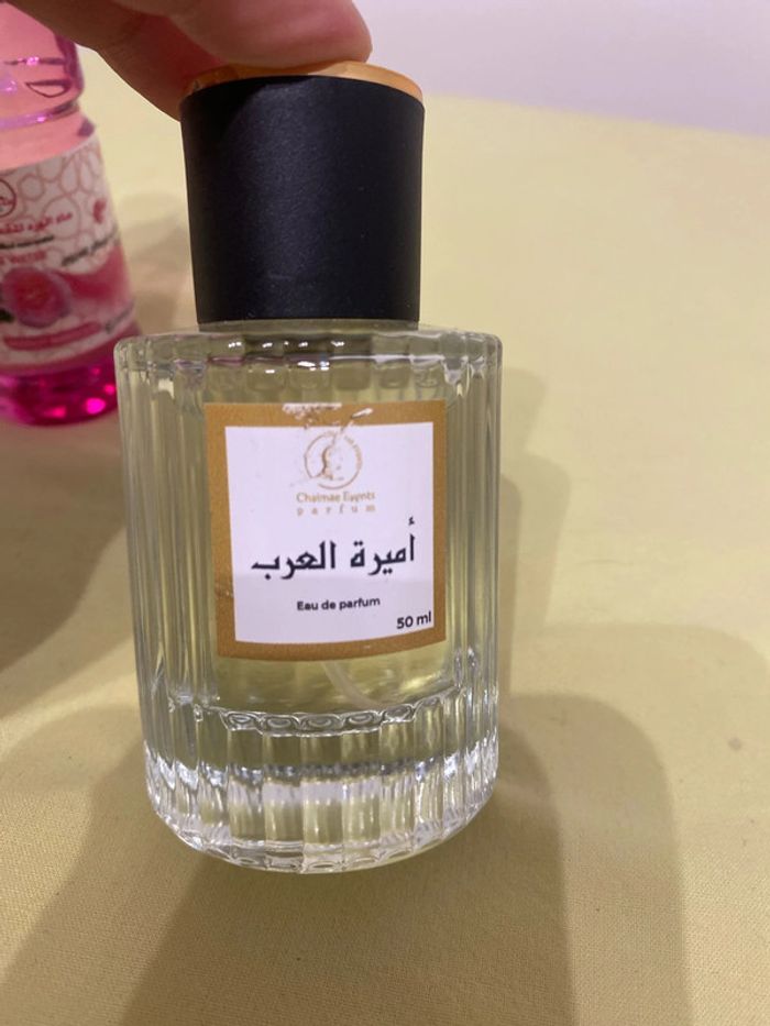 Parfum et eau de rose - photo numéro 2