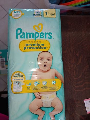 Couches pampers taille 1