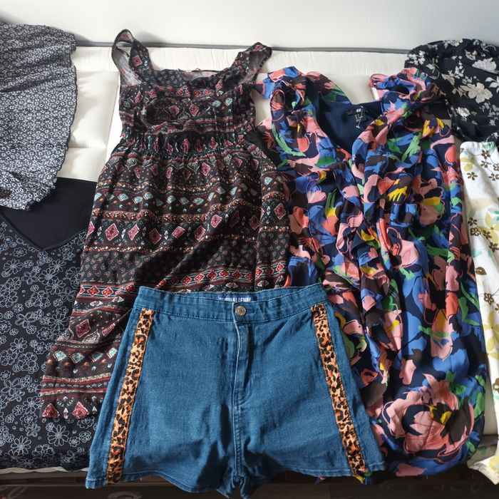 Lot 10 vêtements taille XS(34) comme neuf - photo numéro 3