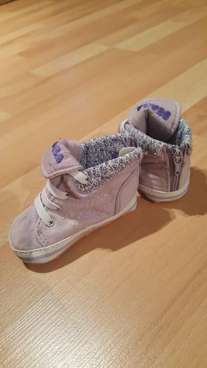 Basket bébé fille Beaba taille 0-6 mois