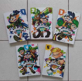 Lot de 5 livres Splatoon. Tome 1 à 5.