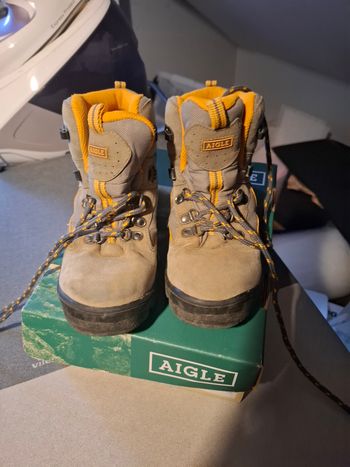 Chaussure randonnée 32