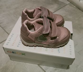 Geox rose taille 22