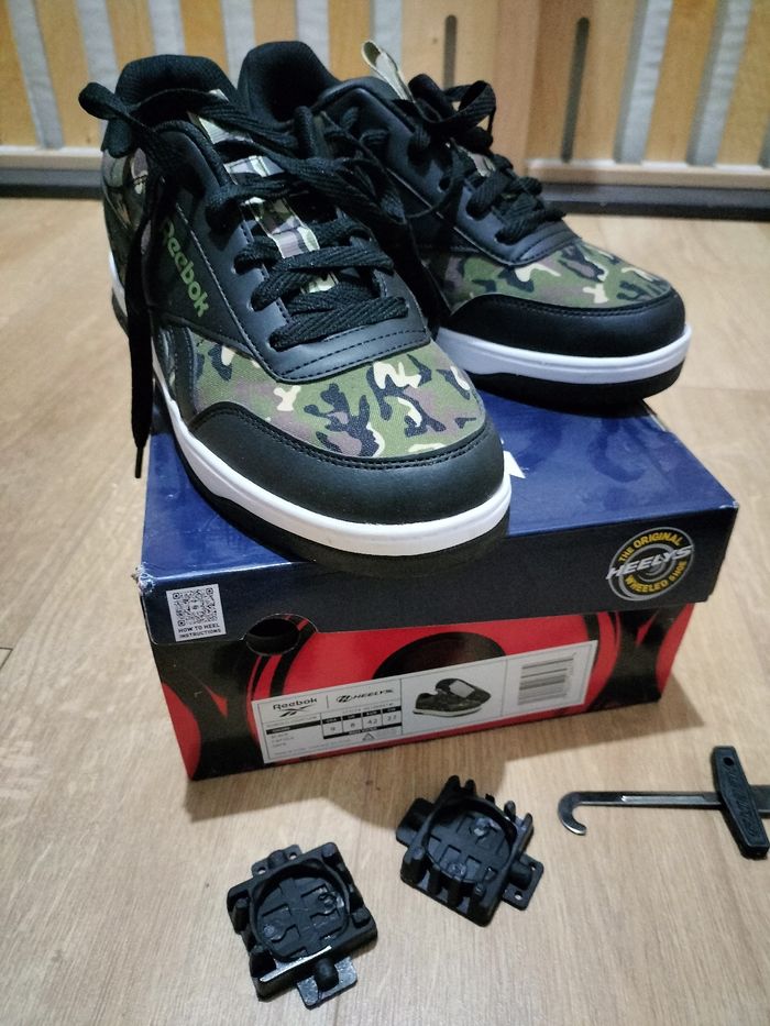 Heelys x Reebok Cl Court Low édition spéciale camouflage T.42  neuves - photo numéro 3