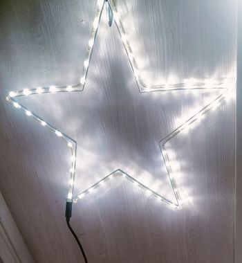 Grande étoile lumineuse 