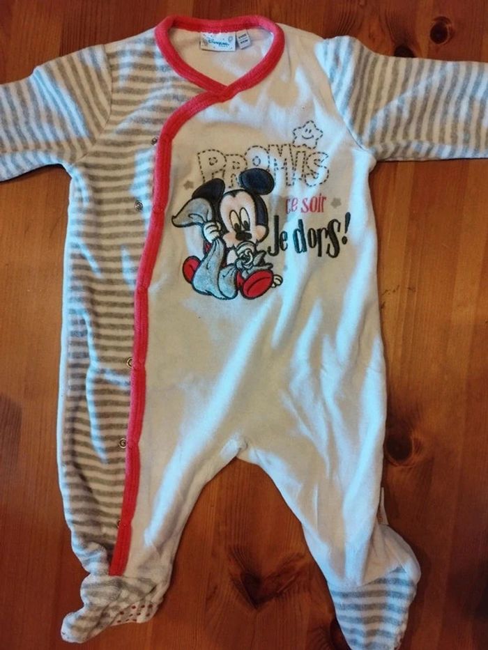 Pyjama Mickey bébé taille 6 mois