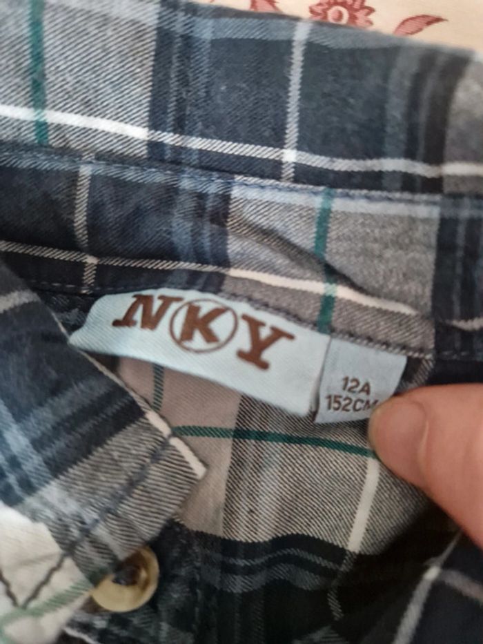 Chemise 12ans - photo numéro 2