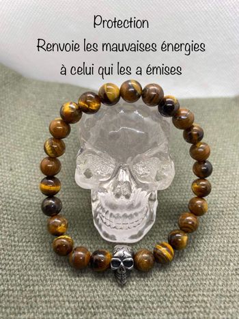 Bracelet œil de tigre et tête de mort , lithothérapie