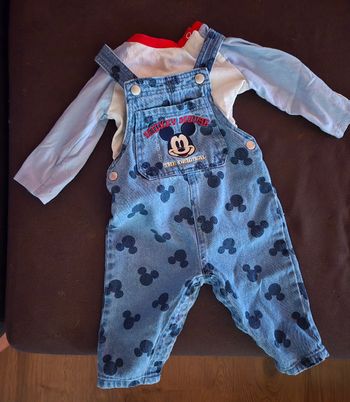 Salopette et ensemble bebe