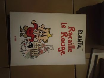 Plantu racail le rouge