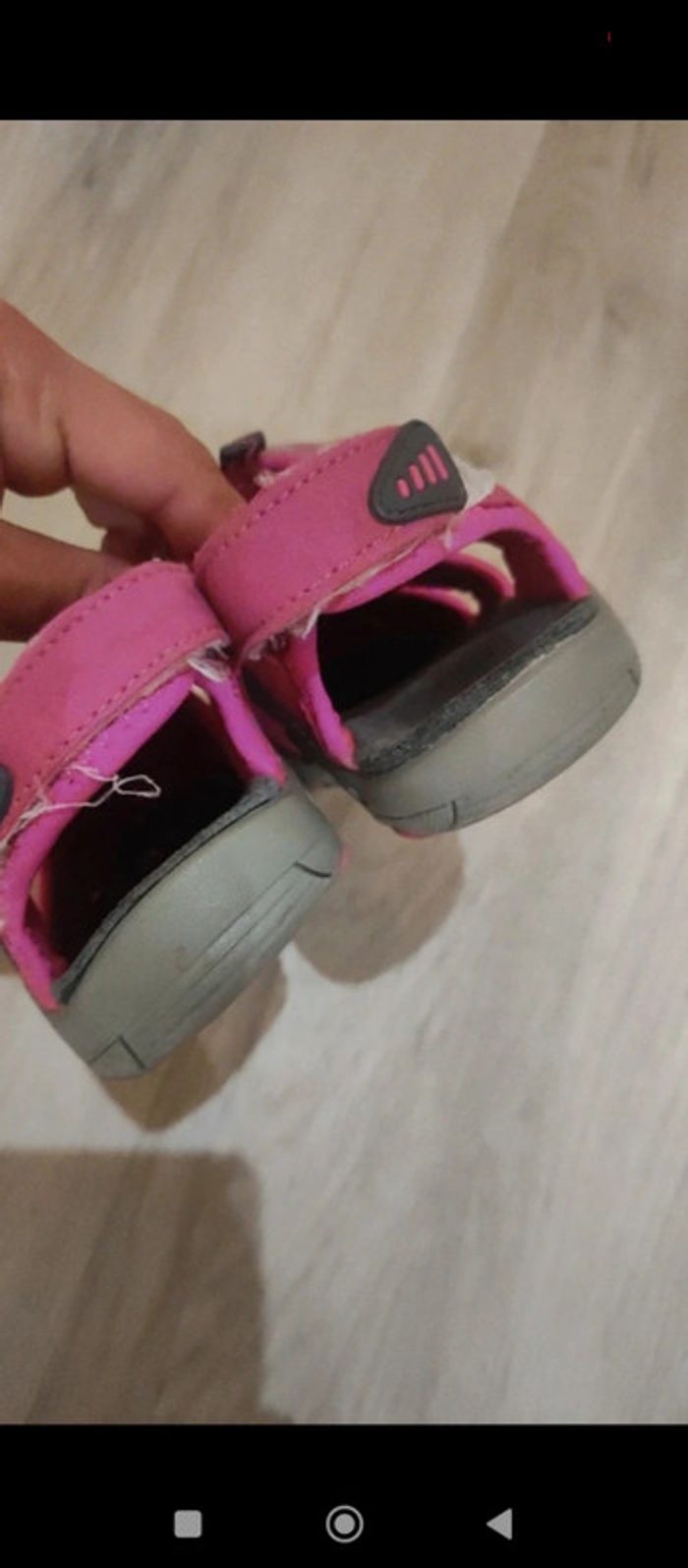 Nus pieds taille 27 la halle bon état - photo numéro 4