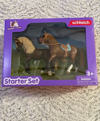 coffret de 2 chevaux schleich 42738 neuf