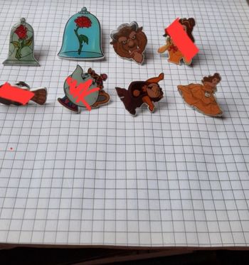 Broches disney en acrylique