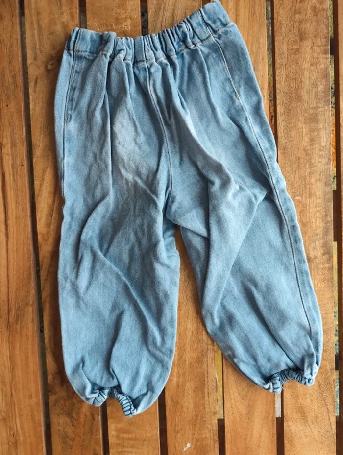 Jeans 2 ans - photo numéro 3