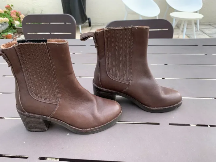 Bottines Ugg - photo numéro 2