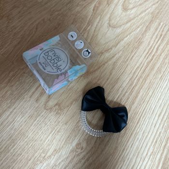 Nœud élastique, cheveux