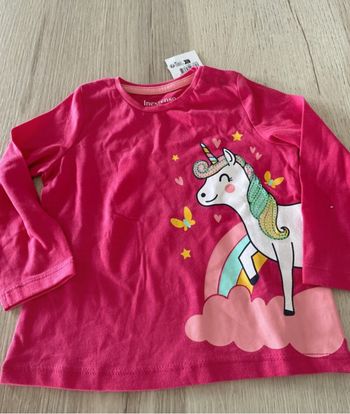 Magnifique tee shirt neuf Licorne