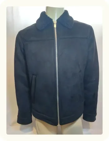 Veste intérieur fourrure homme Zara
