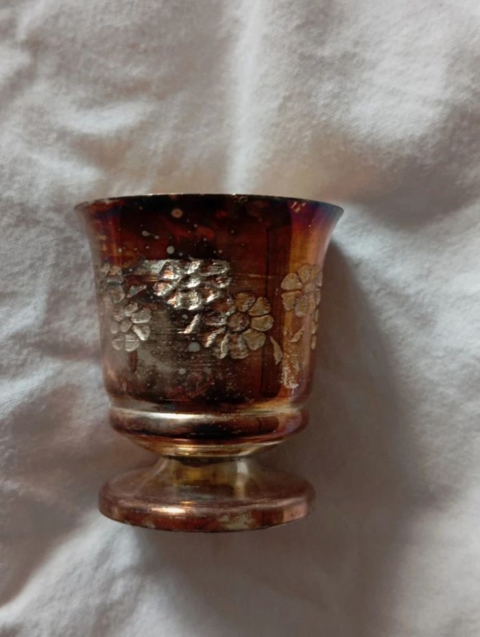Petit gobelet vintage pour bébé