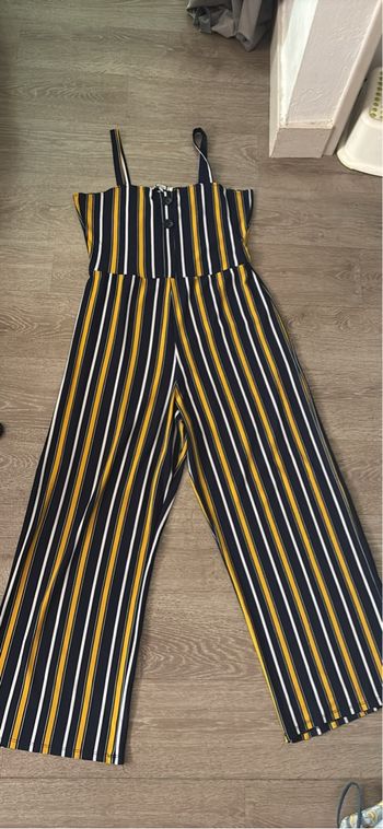 Combinaison à rayures  taille M