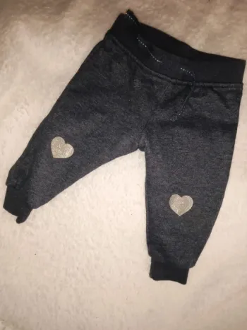 Pantalon bébé motif coeur
